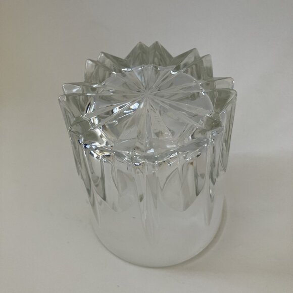 Set of 2 Crown Royal Rocks Glasses White Logo Starburst Base Made in Italy - Picture 6 of 9